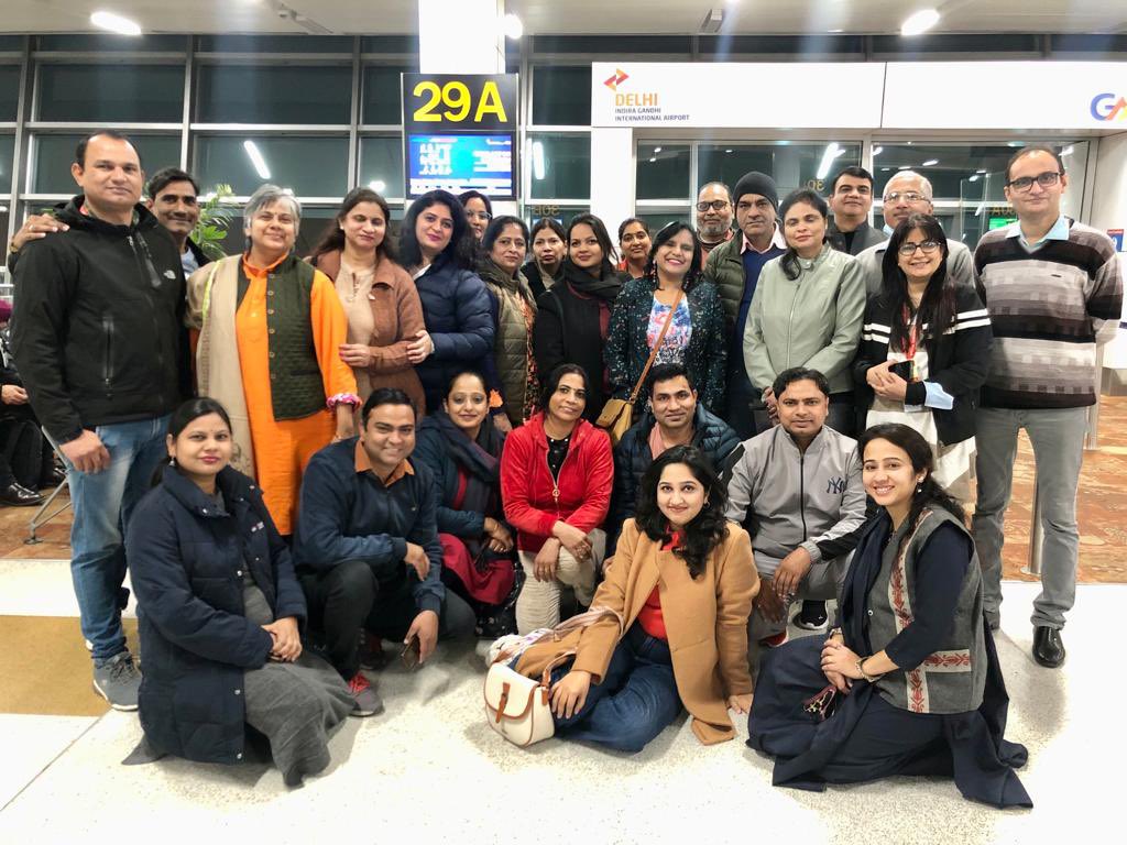 It is time to learn, share & grow!

Our teachers are travelling to various destinations to explore the opportunities!

Batch of Mentor teachers leaving for Hyderabad!

#HappyFaces 
#NationalExposureVisits