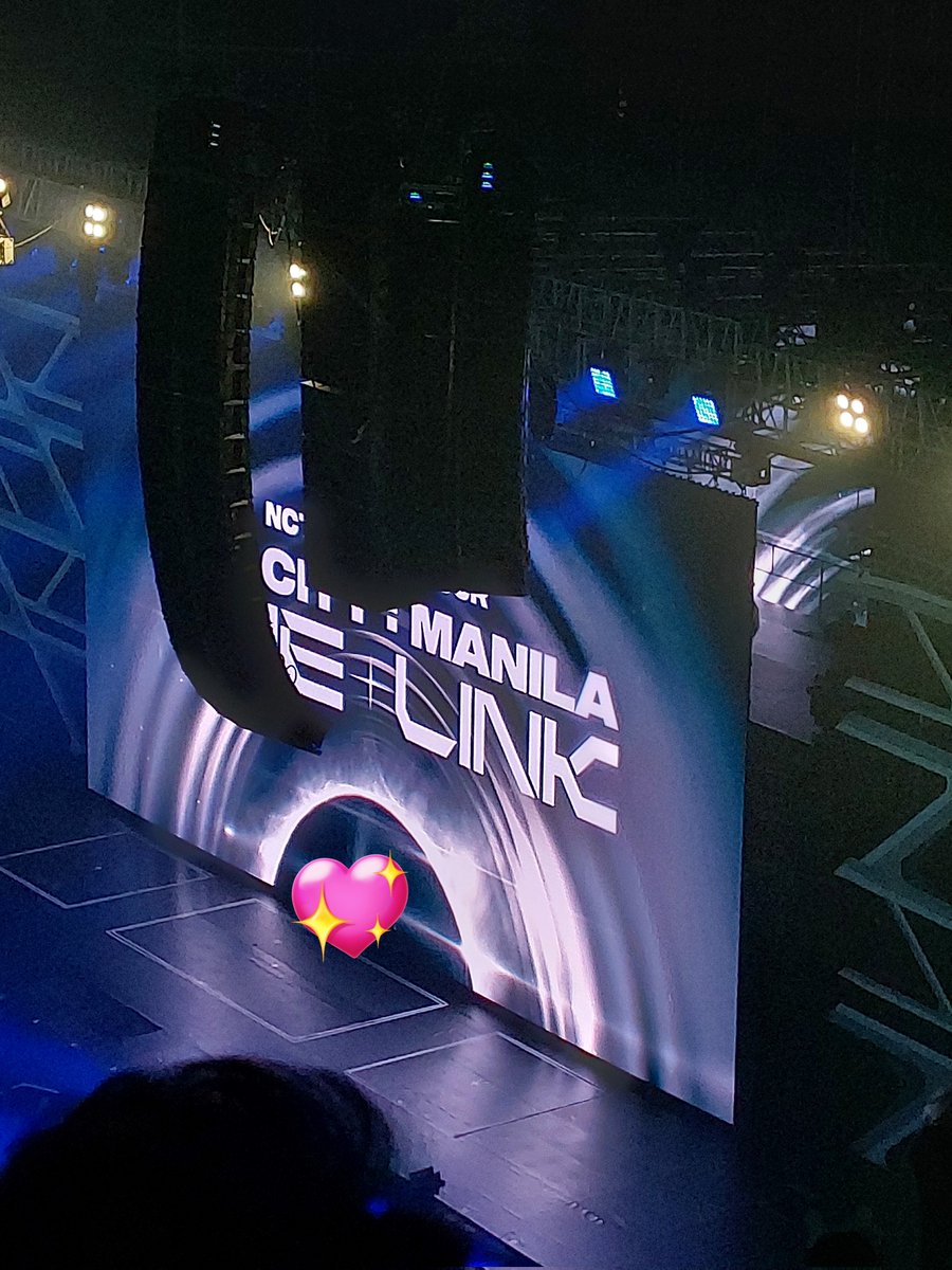 jaechantea's tweet photo. a lot has happened to me in 2022 tbh 💀 but one thing i have enjoyed from last year is that i was able to attend 3 concerts 😹😹😹😹 https://t.co/fhDLiGOYKh