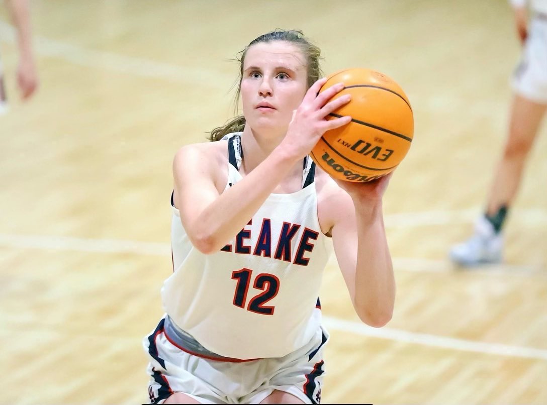 Impact Sports Female Player of the Week is brought to you by BankFirst!
Congrats to Emeri Warren a Senior at Leake. Emeri had 30 points and 5 steals in a win last week. Emeri was on fire going 6 for 7 from 3point! Leake climbed back into 1st this week in our Coaches poll.