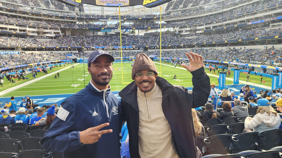 marcelhall's tweet photo. Thx mama for the Christmas gift. First time at Sofi Stadium with my brother @coachdeionhart
#HallTribe #HallClan #HolyStar https://t.co/PsORq4NeWk