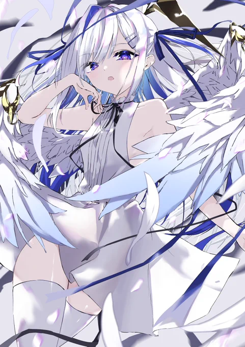 夏に描いた絵と比較して上達したかなとか眺めてたら構図とか偶然色々対になってることに気づいた。#天音かなた #かなたーと 