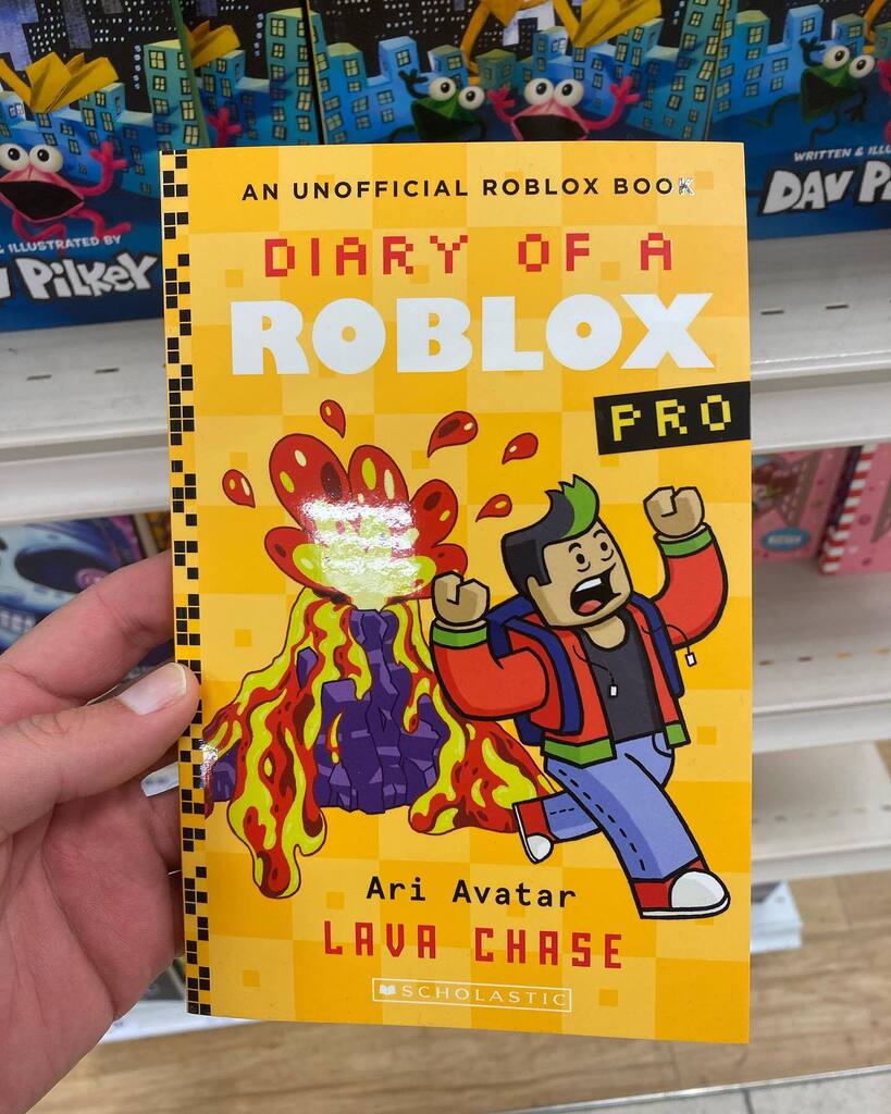 PHallamCreates's tweet image. Spotted at @targetaus Mt Druitt!

@scholastic_au #scholasticbooks #diaryofarobloxpro #robloxpro #ariavatar #childrensbooks #robloxbooks #gamerbooks #gamerlife #kidsbooks #childrensillustrations #childrensbookillustration #illustratorsofinstagram #kidlita… instagr.am/p/Cm5R6b-vY6S/