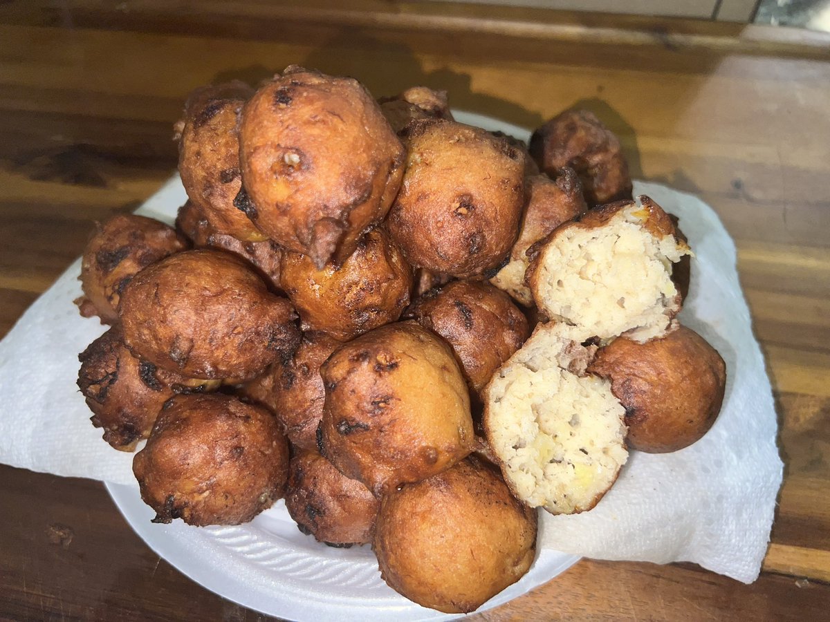 AydenTarel's tweet photo. Banana Fritters for Ayden. Hopefully he will eat them. He a picky lil baby. Smh. https://t.co/XZRIZ6Q1Tv