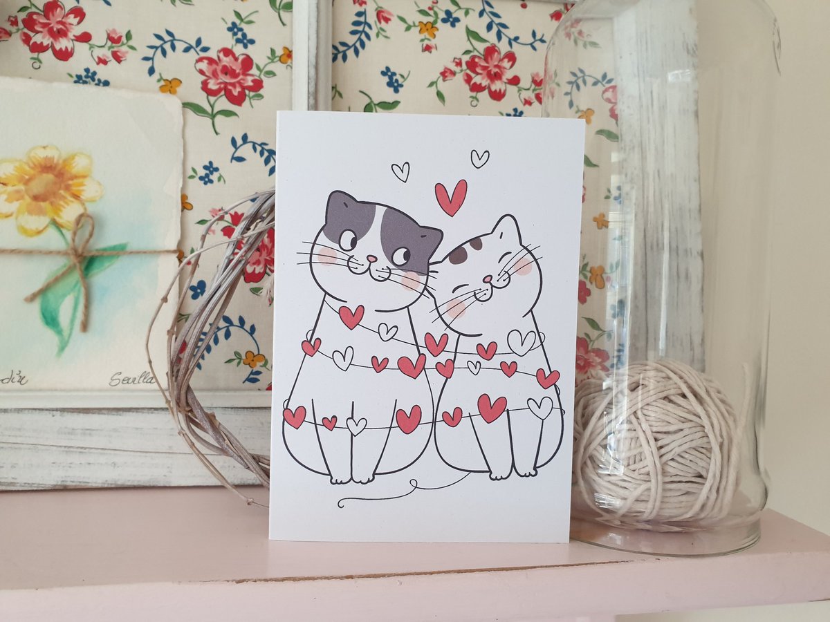 Perfect for anyone who loves cats! Each card is blank inside for your own special message #earlybiz 
#catlover #birthdaycard #anniversarycard
etsy.com/uk/shop/SarahB…