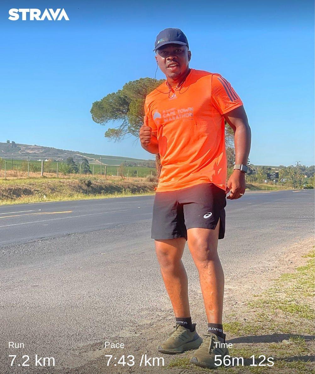 siya_sokomani's tweet photo. Yamvula unyaka iDyan! Ins 10km but I’m still rusty, I forgot to Start my watch #runninggreen #runningclean #RunningWithTumiSole https://t.co/wX2eIPY8Iu