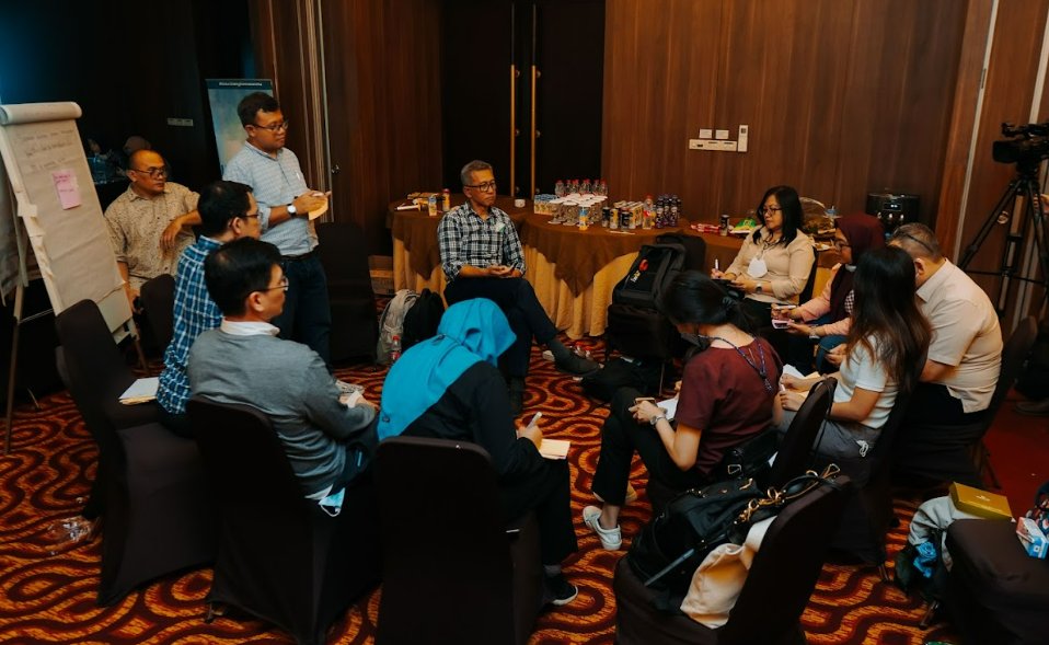 karyanto_wibowo's tweet photo. I am truly looking forward to work together and grow IPRO to significantly contribute towards packaging waste collection and recycling activities in #Indonesia, to advance the transition of #circulareconomy. https://t.co/VtTnt8qvnu