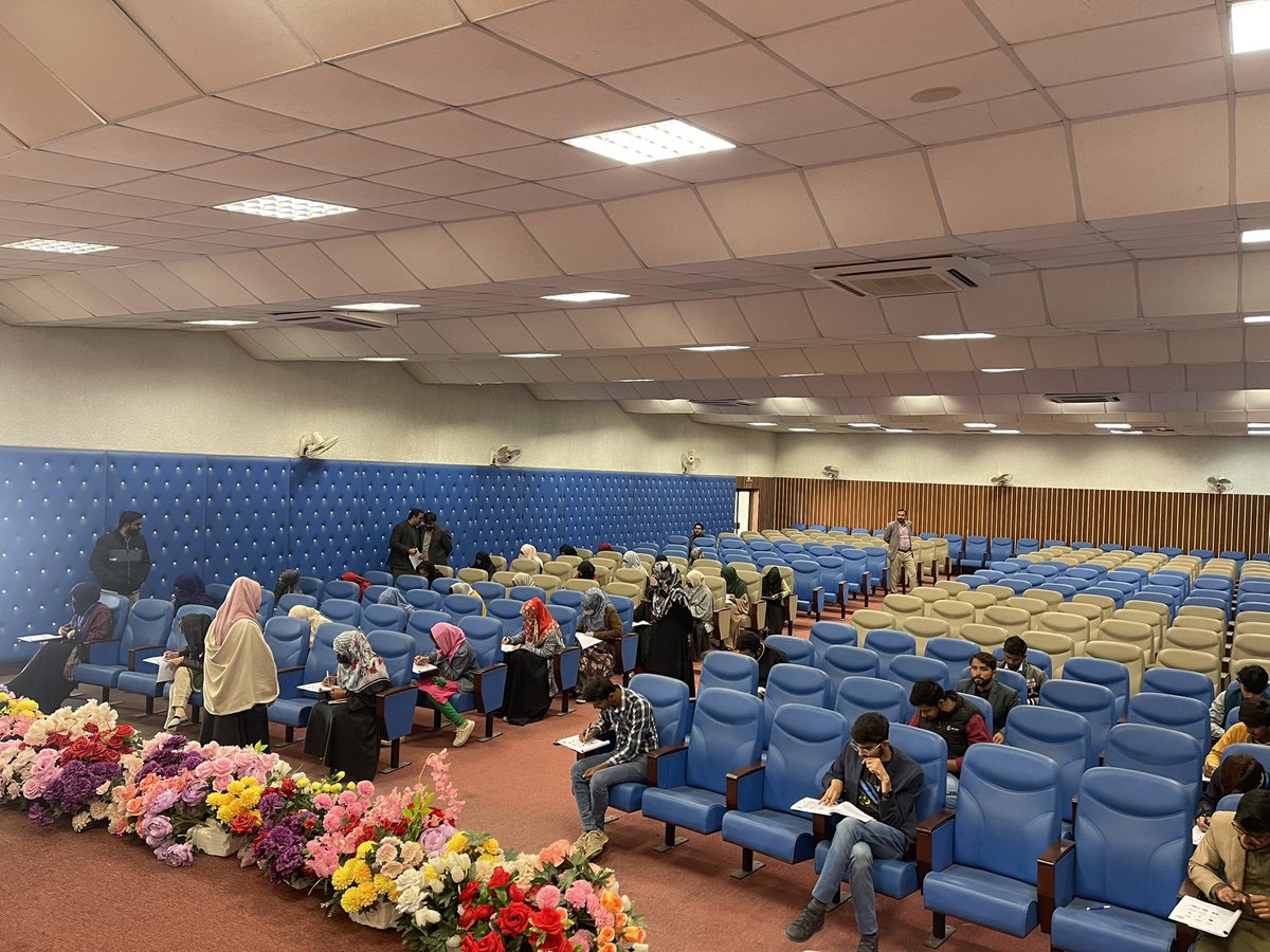 DrTMAwan's tweet photo. Conducted Chinese language test for the students or COMSATS University Islamabad - VEHARI CAMPUS @Pakchina__yc @AmbNong @CUIofficial @CSC_CUI @CathayPak @SyedShamsulHas9 https://t.co/oPjUp1hwBi