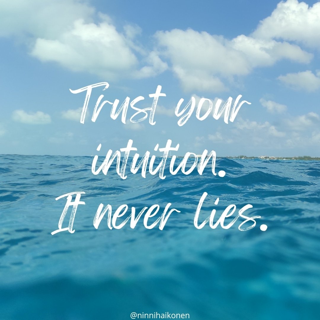 #intuition #trustinyourself #trust #innertruth #innervoice #follow #yourheartknows #heart #successes #never #trustyourintuition #youknow #selfreminder #reminder #remember #mondaymorning #beginning #chance #soulcare #selfcare #deserving #bestforyou #vaasa #finland #lifecoach