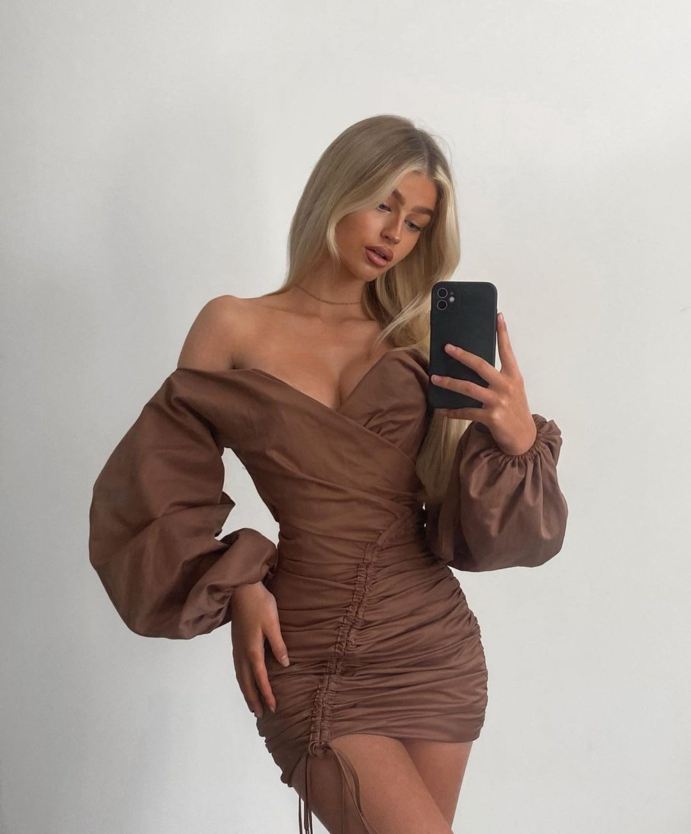 Cherche recherche rpdm rp dm

Hello! Je suis pas nouvelle mais je souhaite relancer Jane et sa tl qui est un peu morte en ce moment !
Enfin tu sais ce que je vais te dire donc bon ! 

fav pour un follow et un dm
rt pour la visibilité !
(si tu fais les deux t'es assurément incr)