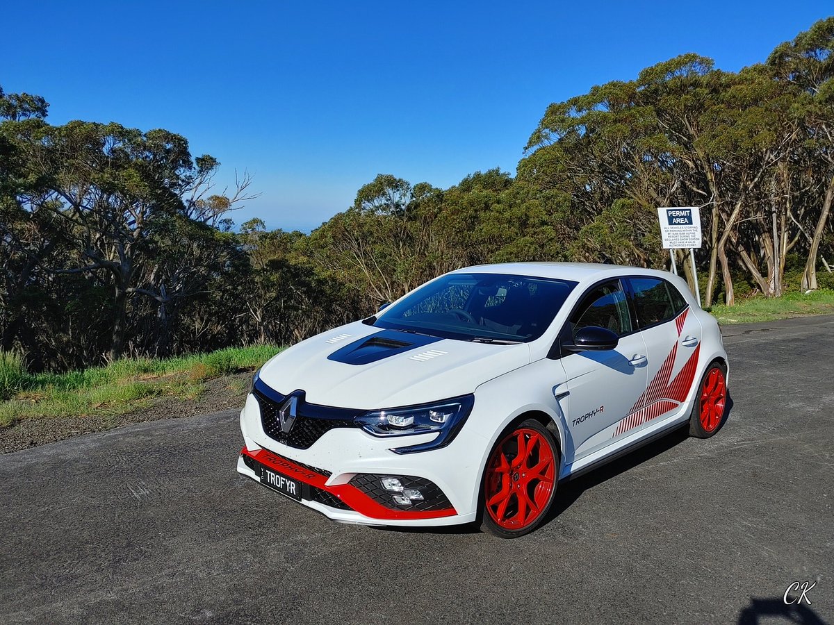 Impalfa's tweet photo. Had a fantastic #NewYear2023 day with a drive in the #Renault #RS #TrophyR to #MtBawBaw. Had a tasty brekkie and great customer service (thank you). https://t.co/verCjYiuyO