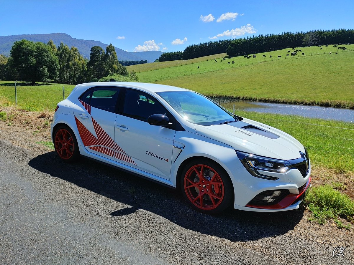 Impalfa's tweet photo. Had a fantastic #NewYear2023 day with a drive in the #Renault #RS #TrophyR to #MtBawBaw. Had a tasty brekkie and great customer service (thank you). https://t.co/verCjYiuyO
