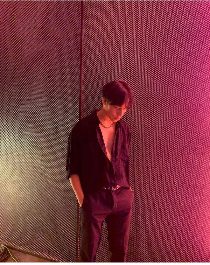 puti_chan_'s tweet photo. happy birthday my dear I hope you are very happy Happy New Year and Happy Birthday i love you so much I keep looking forward to seeing your works. I will always support you #rz #topclass_rz #yesmylove_rz #HAPPY_RZ_DAY 🤍🌠 https://t.co/1Z6XP1KMQS
