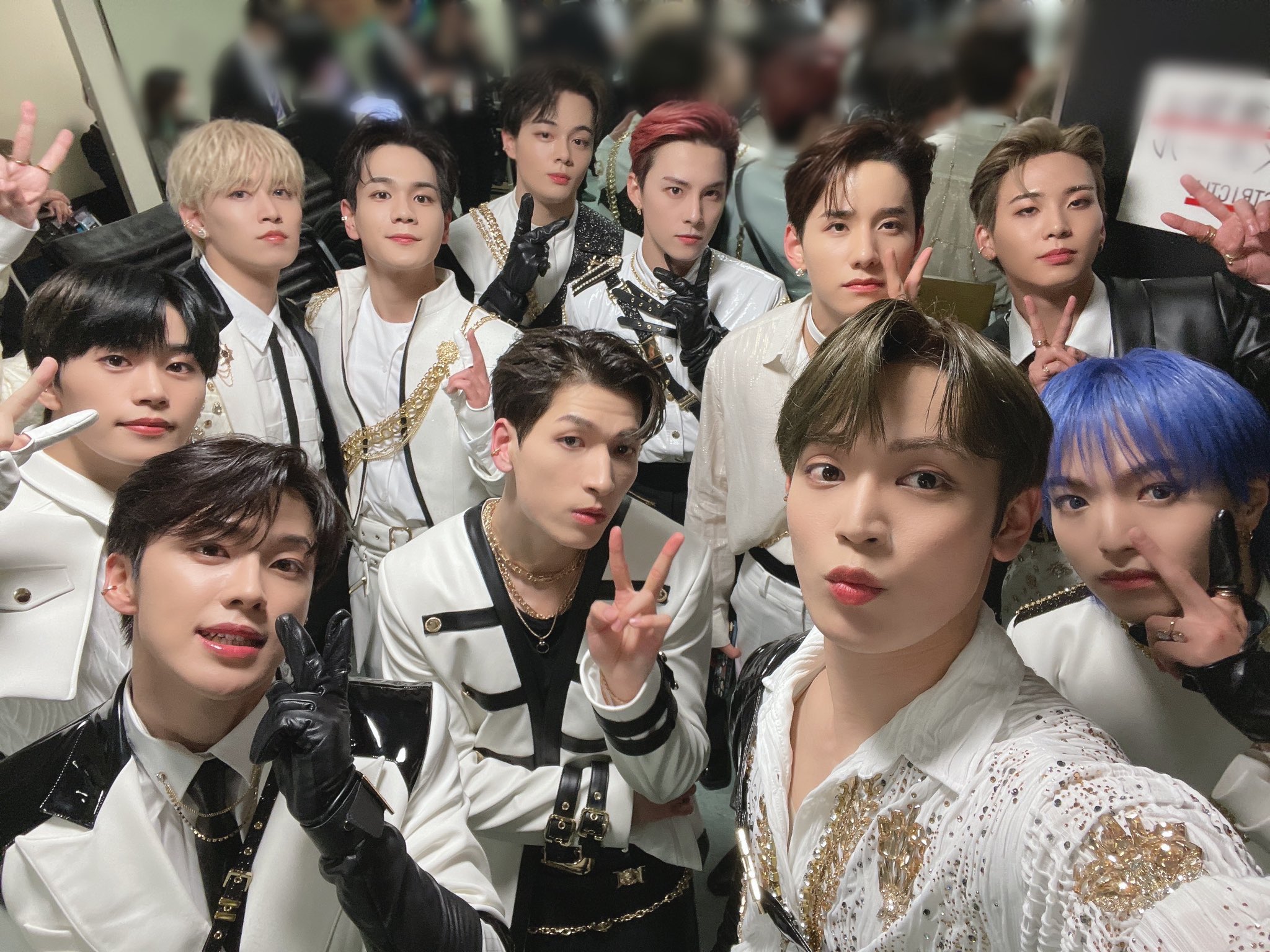 アイドル JO1 💚💙🤍🩵🤎🩷💜💛🖤🩶❤️ #JO1