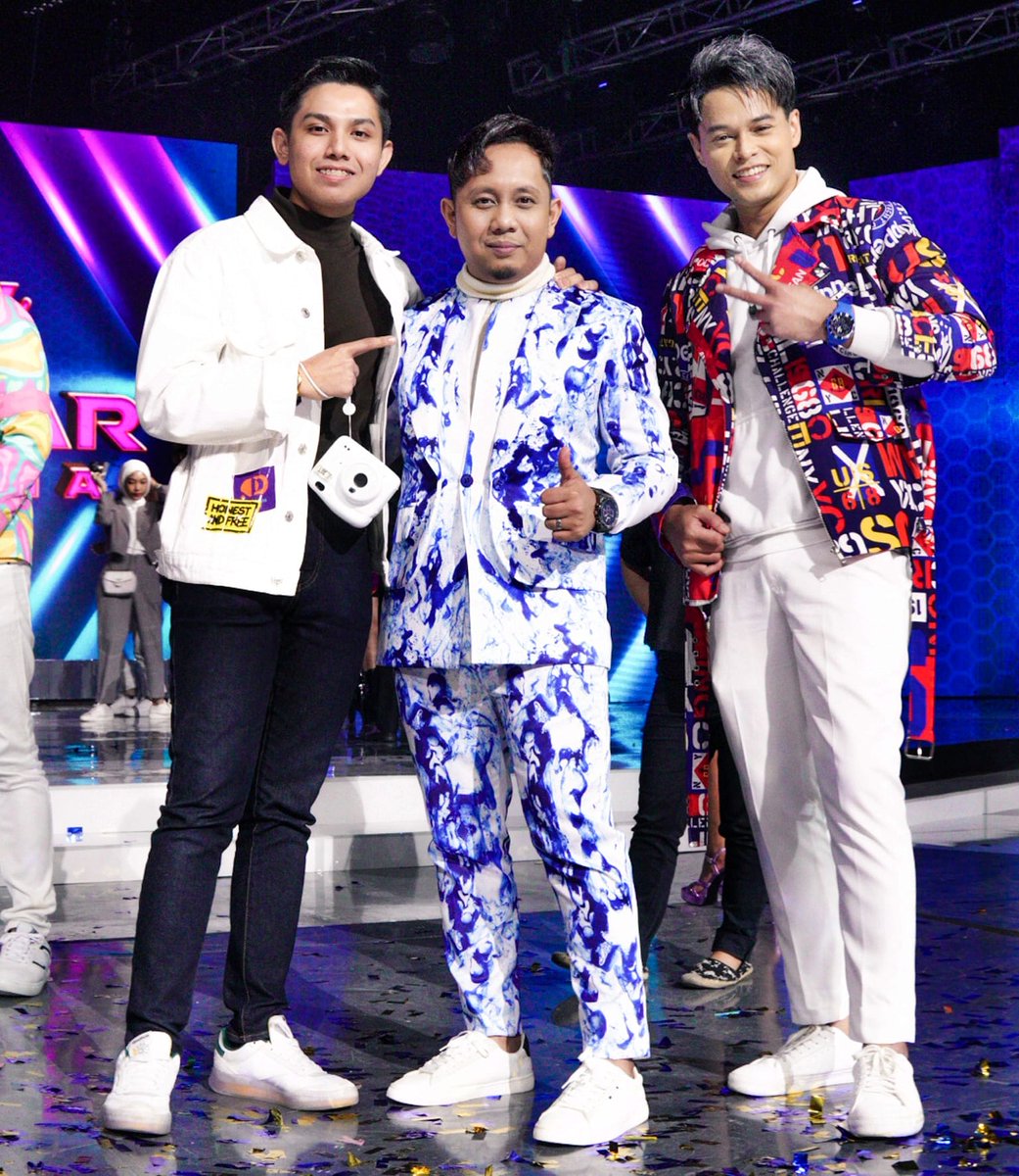 hazmanlover's tweet photo. Konser New Year 2023 🎉 

#HazmanAlidrus @hazman_alidrus 
#HAIProduction @HAIProductionMy
#HazmanLovers @hai_lovers https://t.co/7WDBeGWpdx