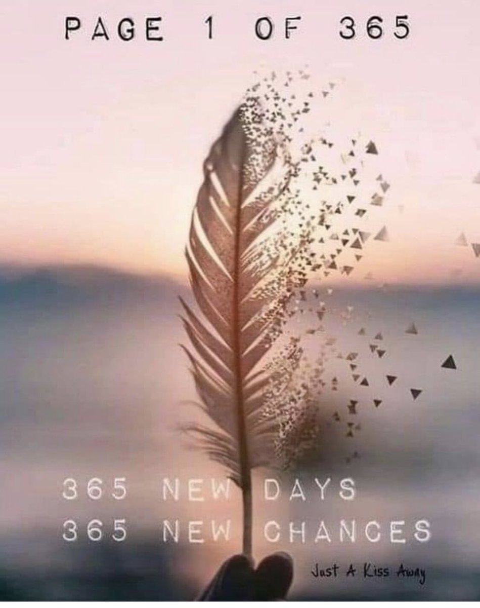 mariamfashions's tweet photo. #HappyNewYear #2023NewYear #NewYear https://t.co/38LZyeyIls