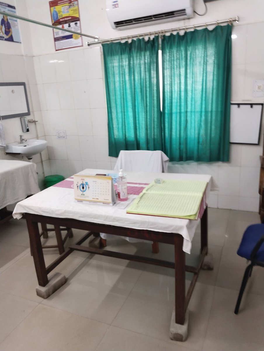 mihir_kar's tweet photo. It's 9.24 There is no doctor at BMC hospital in the surgery Dept. Fellow staff says doctor time is at 8AM but usually doc comes to hospital at 10AM , @MayorofBBSR Mam please look into its happening 1KM distance from your office .... @bmcbbsr @CMO_Odisha  
#TimetoChange https://t.co/XegT7J2U3X