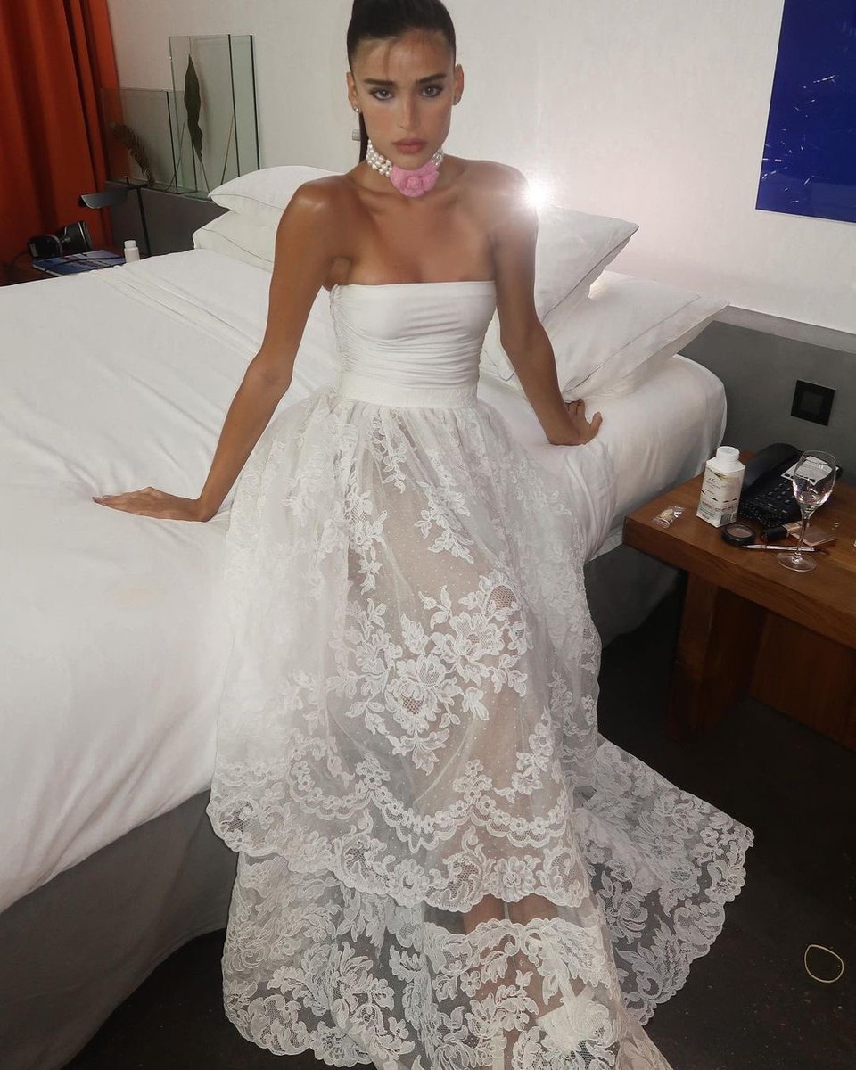 upnextdesigner's tweet photo. This is my fashion muse https://t.co/b2YHYrtjrM