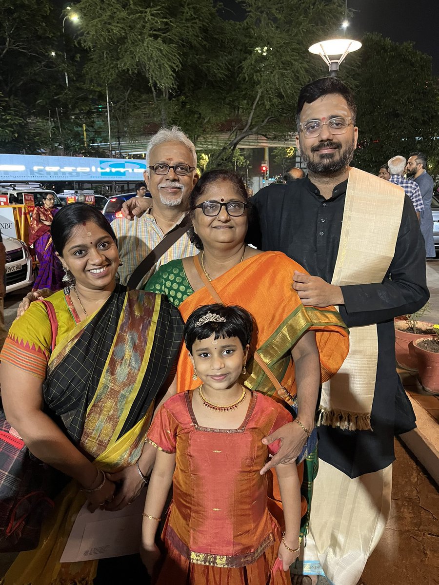 Bharat Sundar 💙 tweet media