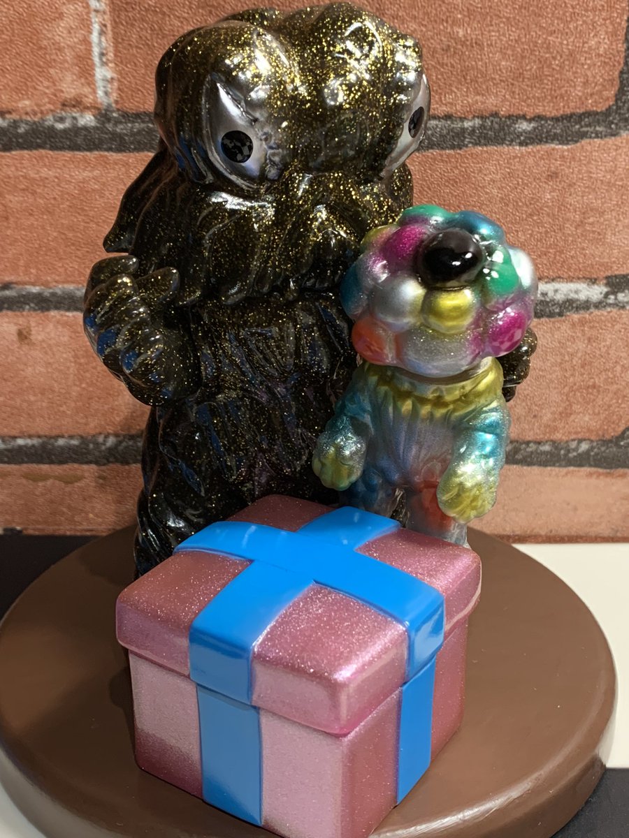 yo_5541's tweet photo. ヘドラからのクリスマスプレゼント🎁
CHARACTICS
TFO9にて当選⭐️
カッコイイー😁
#ヘドラ #マタンゴ #charactics
#トレフェスオンラインく https://t.co/2DTPSgdzXn