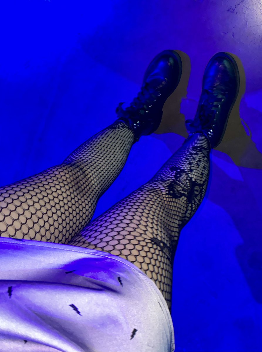 lilykovacevic_'s tweet photo. #decadenceNYE 🖤 https://t.co/y0t2seSGvR