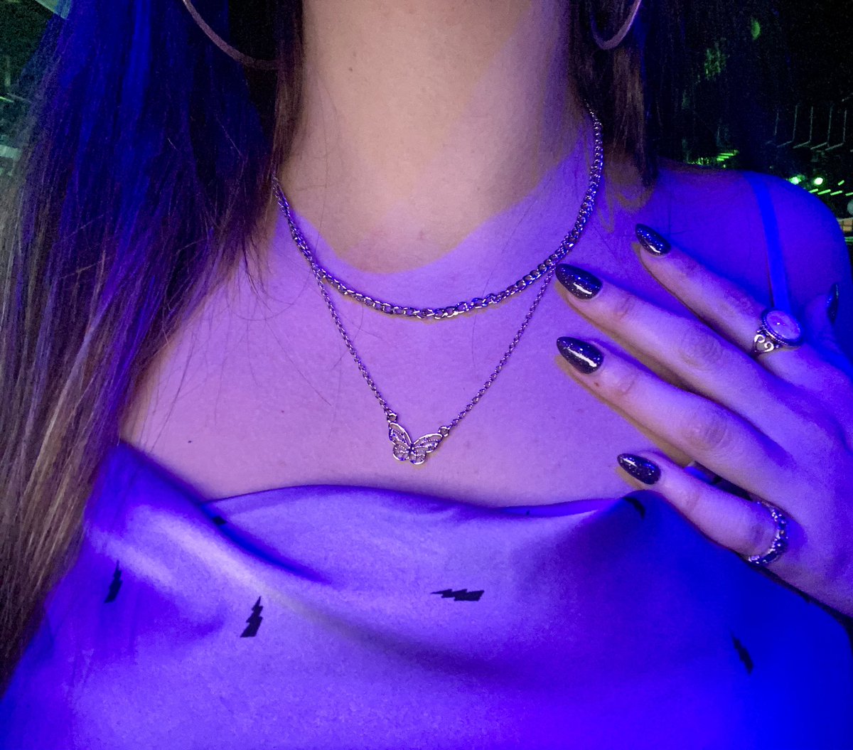 lilykovacevic_'s tweet photo. #decadenceNYE 🖤 https://t.co/y0t2seSGvR