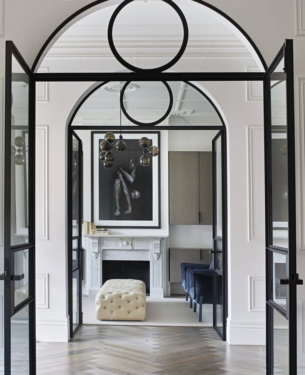 Current obsession - and I don’t know why I’m in love with black framed windows at the moment. It’s all in the detail and balance 
#houses #interiordesigner #livinginspo #interiorstyle #exteriorstyle #homestyling #livingroom #livinganddining #beautifulinteriors #interiordesign