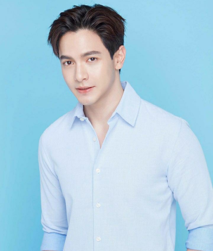 Happy Birthday to our man, <a href="/aldenrichards02/">Alden Richards</a> We love you forever!

#ALDUBatADNResolutions
