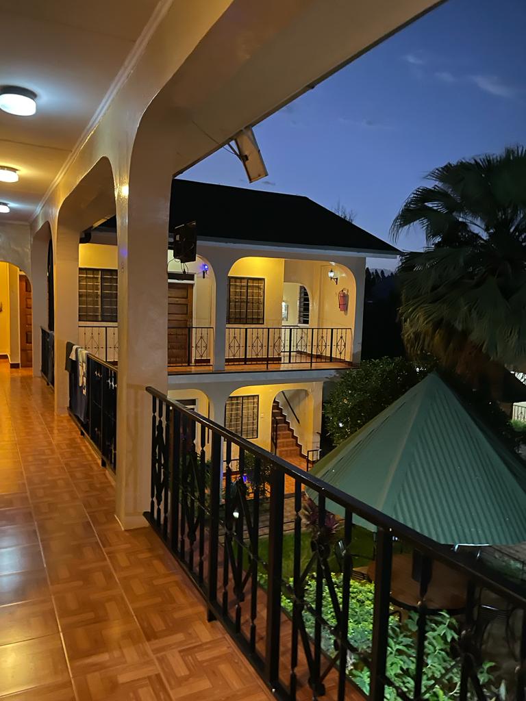 AfricaParadise5's tweet photo. #HappyNewYear2023
One of the best hotel in Kilimanjaro town( #SpringlandsHotel ) for all #mountainclimbers #safariexplorers with @AfricaParadise5 
📧 sales@africaparadiseadventures.com
#Welcome #tourists #Tanzania #tourism #nicehotel https://t.co/toNWL2NVDz