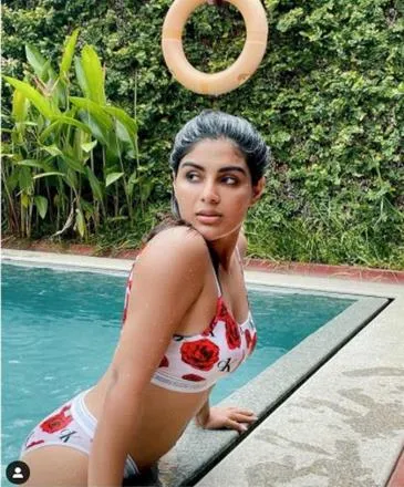 ⭐𝐆𝐨𝐥𝐝𝐞𝐧 𝐆𝐢𝐫𝐥𝐬⭐ tweet media