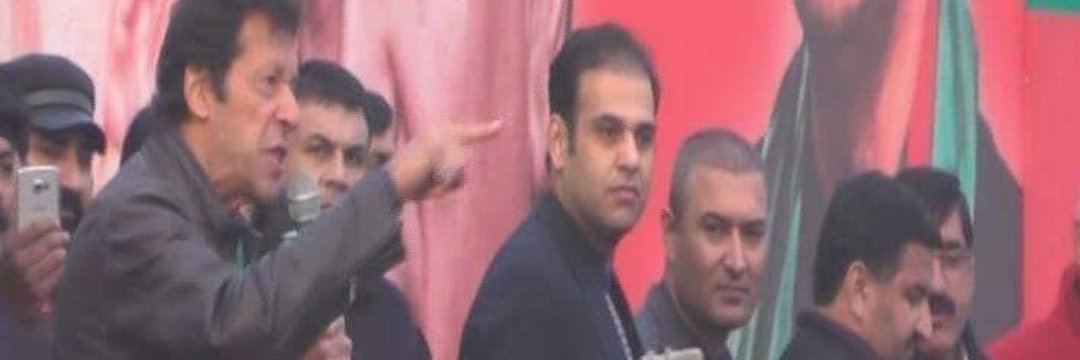 AZBukhariPTI's tweet photo. الحمدللہ مجھے سیاست میں آۓ ہوۓ پورے 
" 10 سال " گزر گئے۔
2013 سے لیکر 2023 تک خان کے نظریے کے مطابق نا میں جھکا ہوں اور نا اپنا نظریہ بدلا۔

مینے یہ عزم کیا تھا کے ہمیشہ @ImranKhanPTI اور پاکستان کا ساتھ دوں گا
اور عمران خان کے نظریے کو ساتھ لیکر چلو گا.!

#سازشیوں_سے_نجات_کا_سال https://t.co/jCo7inS0F3