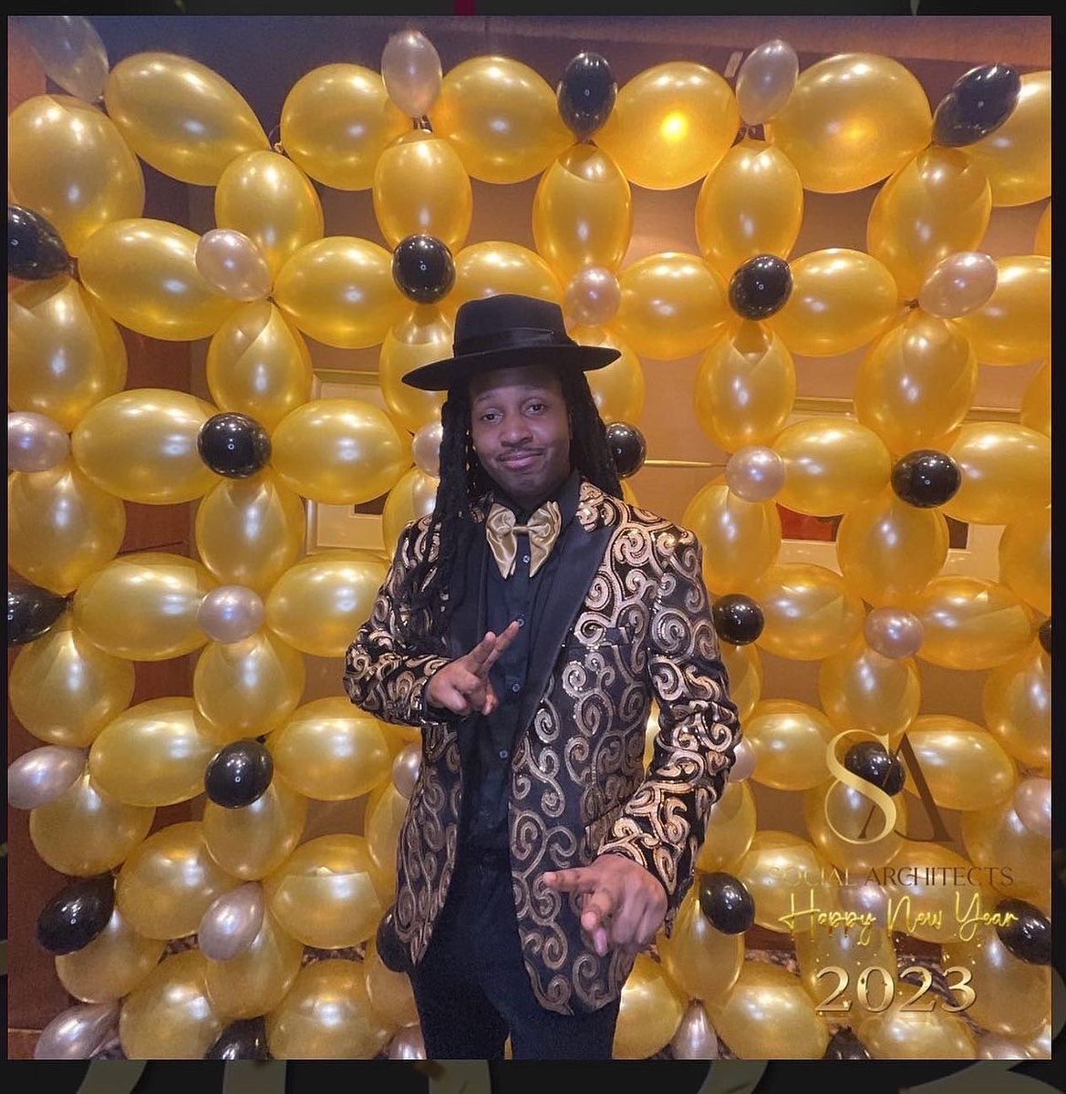 Keevokevo2's tweet photo. Happy New Year https://t.co/HQ9TAG8qf8