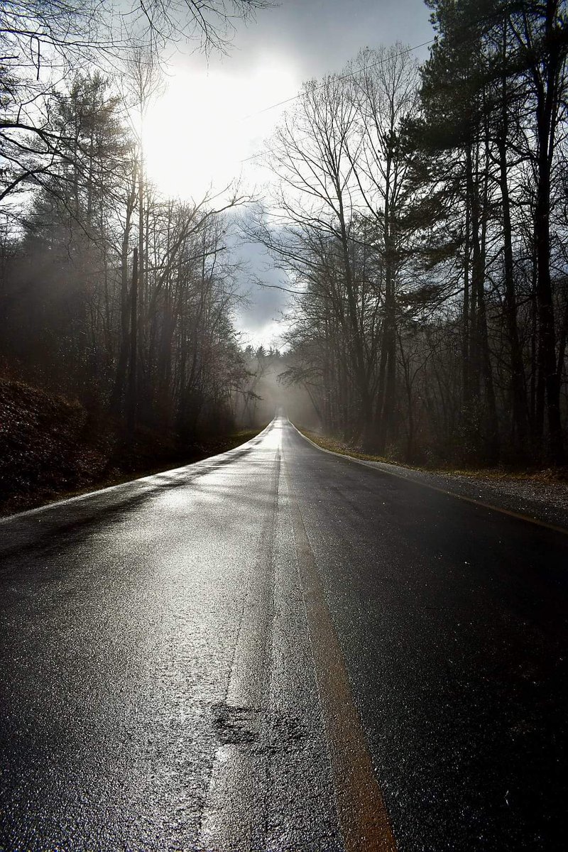TreasureHunterD's tweet photo. #Road #PhotoMode https://t.co/APvURbeUfx