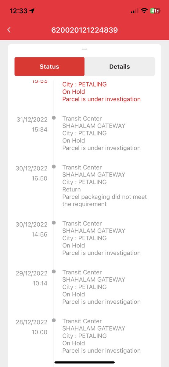 HeyKydd's tweet photo. @ShopeeMY Weh hanat @ShopeeMY . Refund requested 26th Dec tak ada khabar berita lagi ni apa benda babi?

Refund je la tak payah simpan lama2 order ni kau dah tak nak transact. @jntexpressmy apa ni woi? Kau kalau parcel ada masalah pun kasi call lah. 

@MCMC_RASMI korang pun diam je ke? https://t.co/hARLEI6izd