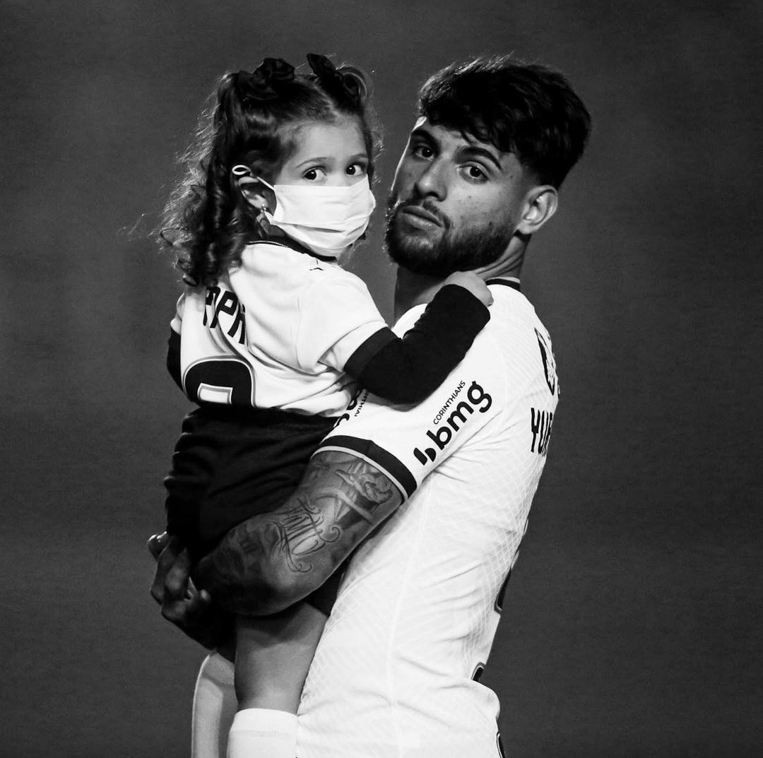 amo essa foto com a minha pequena