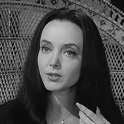 RedandLegs 🇺🇦 on Twitter: "Carolyn Jones"