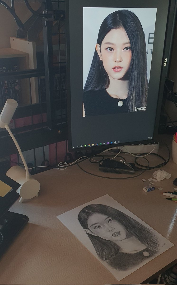 JOHNs_Favorite's tweet photo. 뉴진스 해린을 그려봅시다✍️
Let's Draw NewJeans HAERIN✍️
#NewJeans #뉴진스 
#HAERIN #해린 https://t.co/shpLfY4CQY