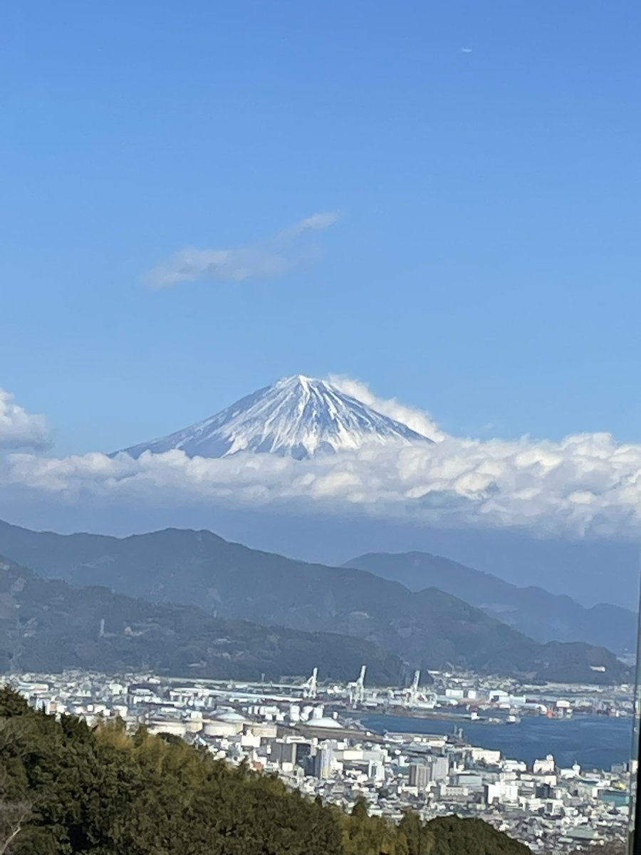 alpho98's tweet photo. あけましておめでとうございます。 https://t.co/Is7D3WoM8F