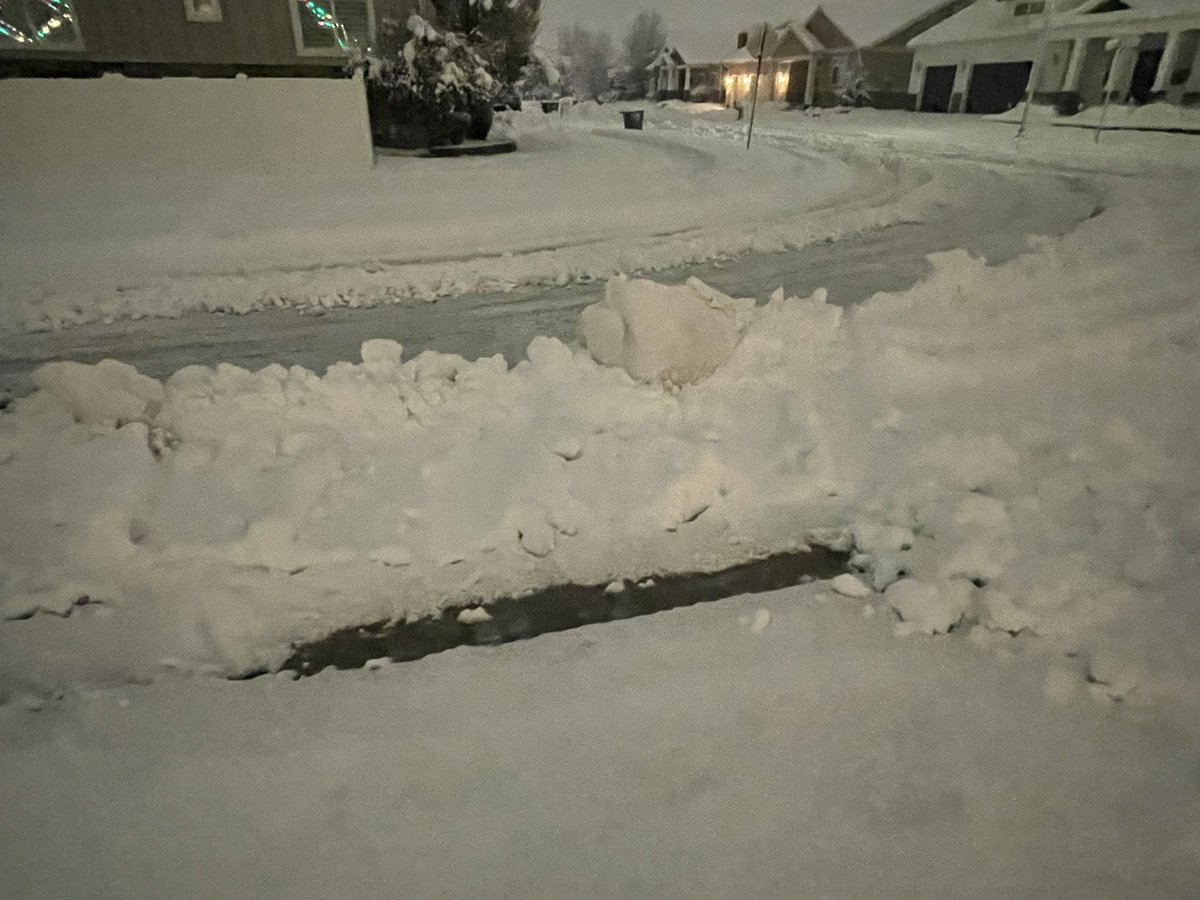 don_cooku's tweet photo. @southjordancity You finally send a plow after 24 hours, the truck goes by once and leaves me blocked in like this?? Real classy. Your public works department never ceases to disappoint. https://t.co/sqtBh2MStj