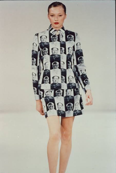 maigosia's tweet photo. vivienne tam s/s 1995, also known as the ‘mao collection’

the collection was a collaboration between tam and chinese artist zhang hongtu, while the checkerboard pattern was intended to reflect “mao’s changeable character” https://t.co/uooPK5sH6A