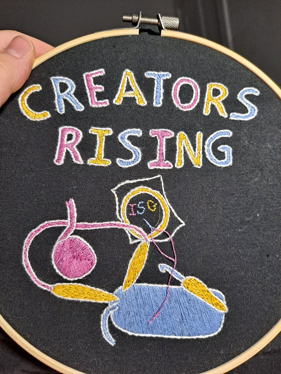 HandmadeHeartz's tweet photo. Here's the bigger one. I think the design is cute, but what do you all think? #handmade #embroidery #IndieSellersGuild #creatorsrising https://t.co/dVDDV4AUC1