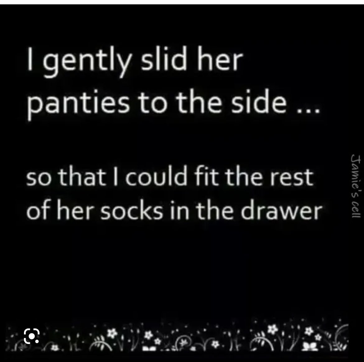 TintedTiara12's tweet photo. 🧦😏🤪#sleepsocks #sexysocks https://t.co/cFYeIn1tuL