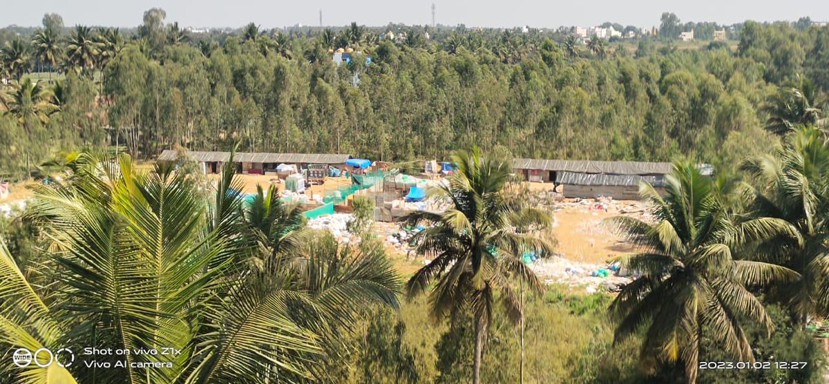 VAnalogue's tweet photo. Illegal plastic, medical waste garbage dumping and burning at night in Sorahuanse village, Varthur. The land owner demanding money to not to burn and threats nearby residents. Plz help us @BBMPSWMSplComm @ArvindLBJP @CPCB_OFFICIAL @DgpKarnataka @CMofKarnataka @DHFWKA @BBMPAdmn https://t.co/HKJ90JbIww