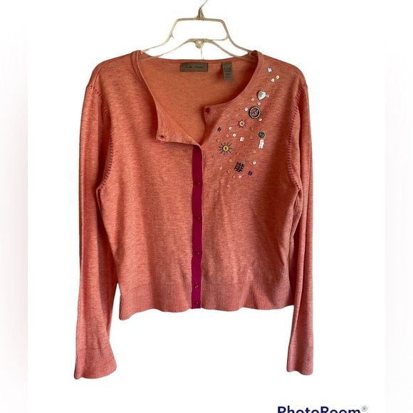 RondaRead's tweet photo. So good I had to share! Check out all the items I'm loving on @Poshmarkapp from @Amanda37675773 #poshmark #fashion #style #shopmycloset #boden #lulus: https://t.co/vZC1bYb7i1 https://t.co/cy499lSS7h