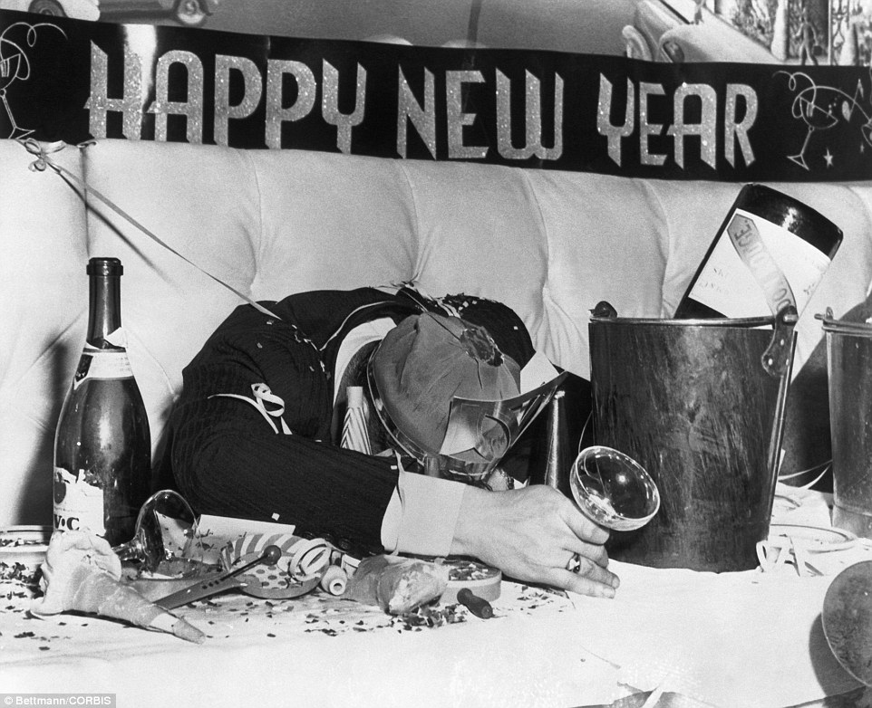 Happy new year! 
Weer live op <a href="/Sublime_NL/">Sublime</a> met een nieuwe ochtendshow. Wakker worden met 
☕️ <a href="/franksinatra/">Frank Sinatra</a>
☕️ @lianne_lahavas
☕️ <a href="/sabrinastarke/">Sabrina Starke</a>
☕️ <a href="/WestEndCoast/">Young Gun Silver Fox</a> 

NU live op FM 90.7, DAB+, via de Sublime app en sublime.nl