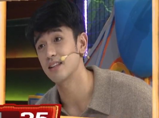 zanieyon's tweet photo. 💕💕💕💕 #DavidLicaucoOnEB https://t.co/R8VpTpkTUy