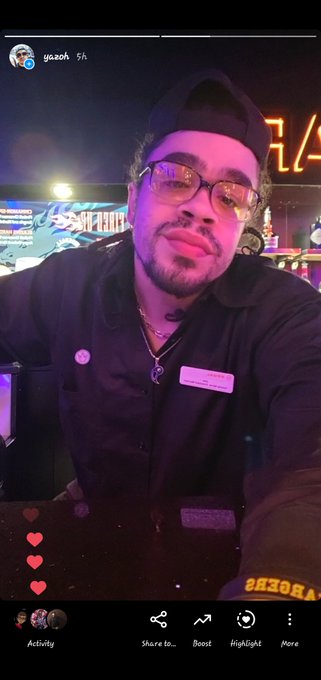 Self debating to ignore this damn young dl who scooped my number 🤣😩 https://t.co/tfR2stpwjz