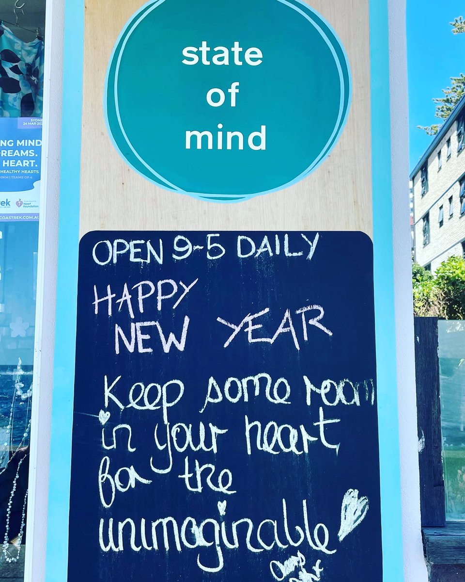 2023 now and loving this new year message from @stateofmind_manly as I wander back from a morning swim at Shelley beach 

“Keep some room in your heart for the unimaginable.”

#newyear2023 #wisewords #manly #shelleybeachmanly #sydney #australia