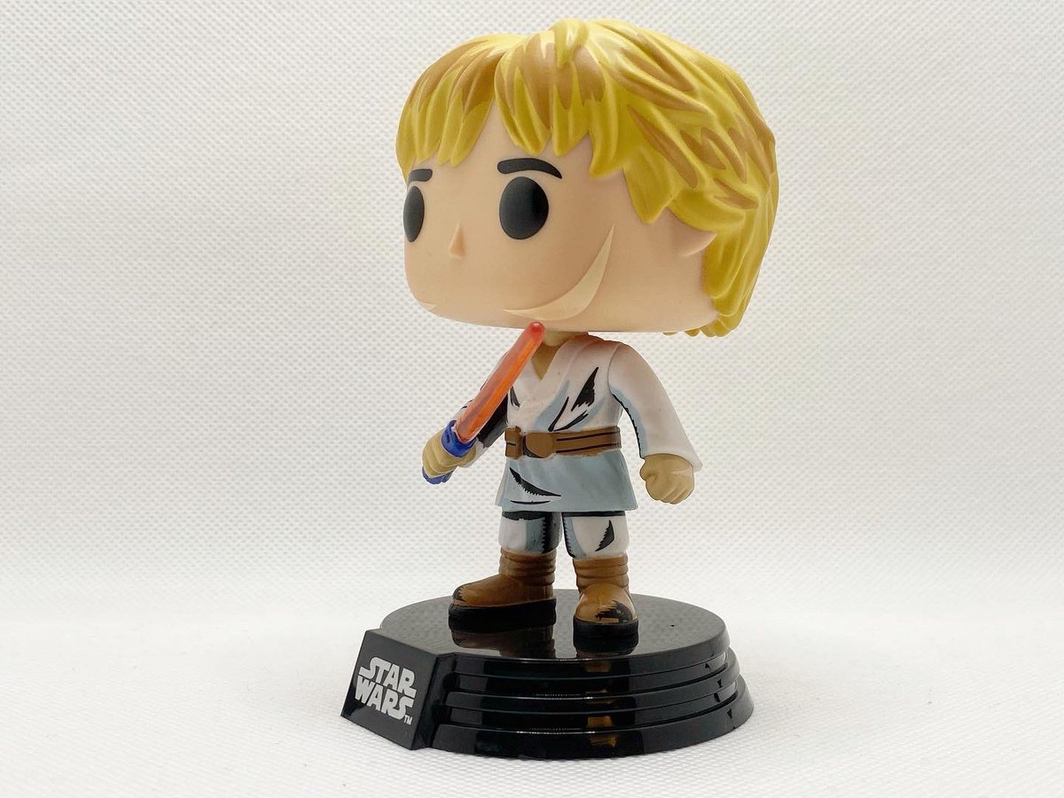 toypicsdude's tweet image. Late entry to the Christmas present list, Retro Series Luke Skywalker!!🤩
@starwars @OriginalFunko @FunkoEurope @funkofinderz @BanthaSkullcom @Sean_Solo8 @Collectorian @OakhurstStudios @RedRangerChris @capecoraldwells @WaysOfTheSith @capecoraldwells @toypic_tweets #FunkoStarWars
