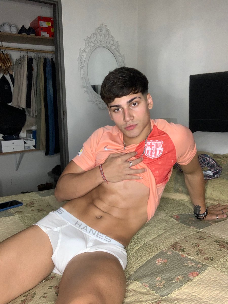 Happy News year 🎊🍑🔥😉