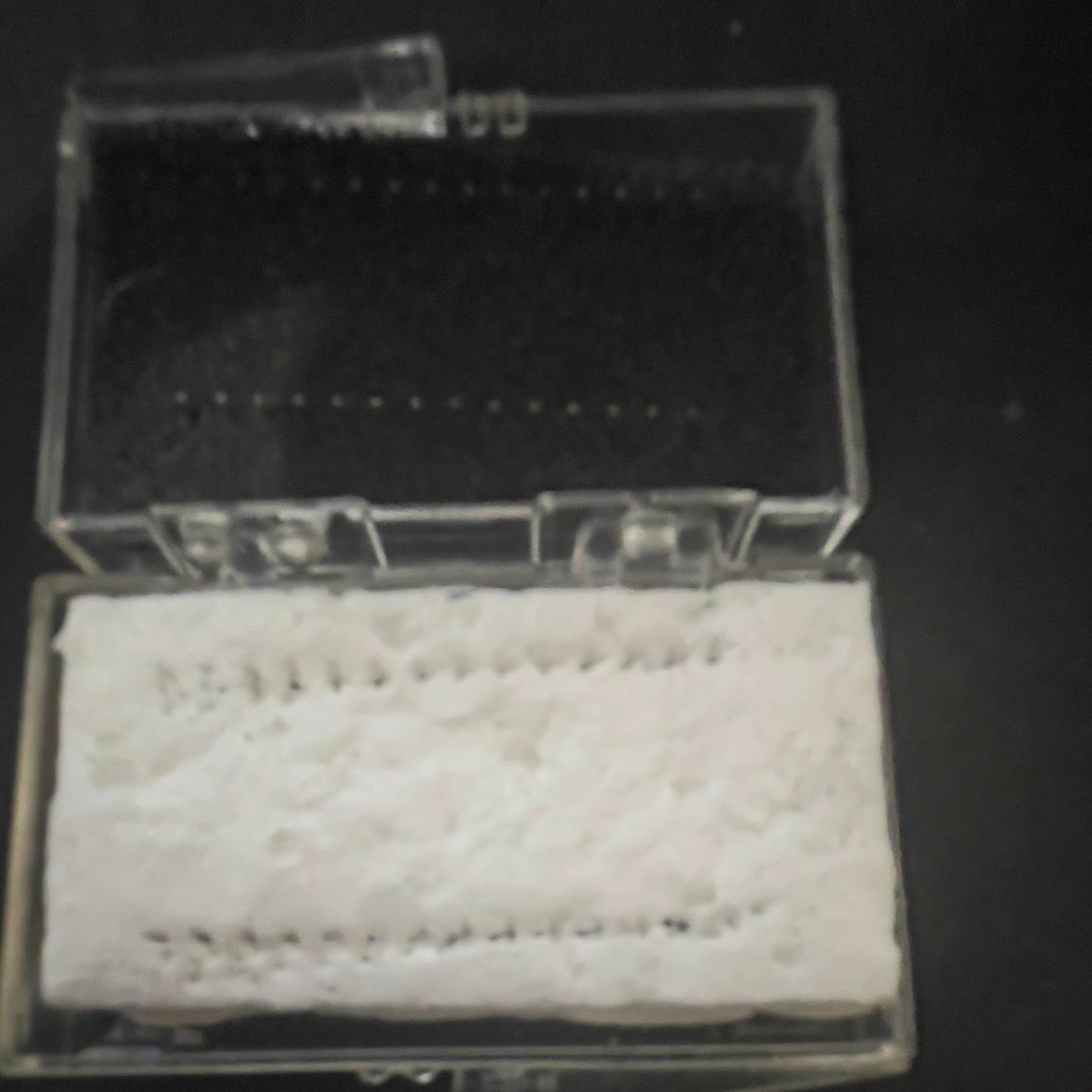 davidkozin's tweet image. I have a rare - if not one-of-a-kind - TMS0119 NC in the original container set for a HEATHKIT build.

Here are photos of my chip below. 

Is there a TMS0119 NC from Heathkit package? @TXInstruments #datamath  

see: americanhistory.si.edu/collections/se…
datamath.org/Related/Heathk…